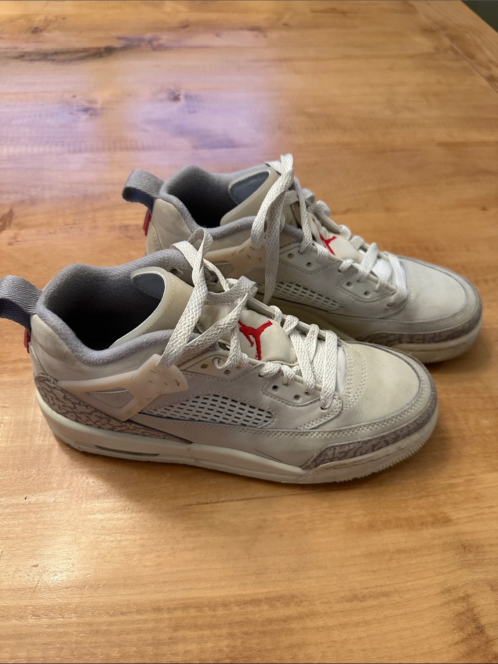 Jordan Kids' Light Gray & Beige Retro Sneaker